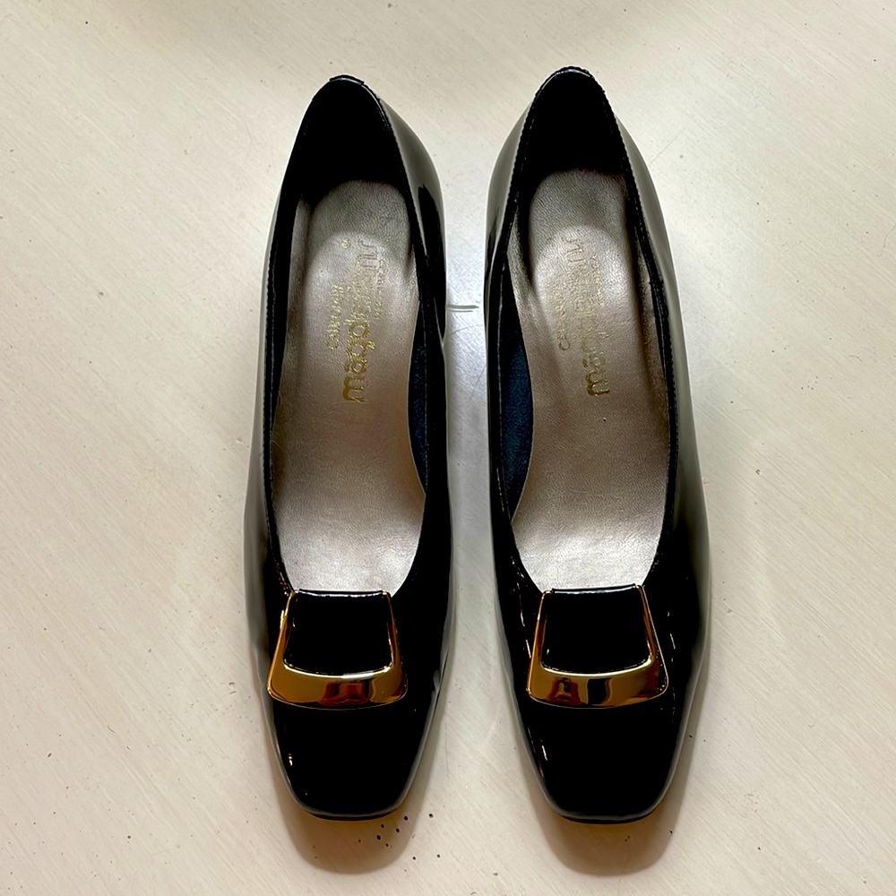 Vintage Black Patent Heels 8M